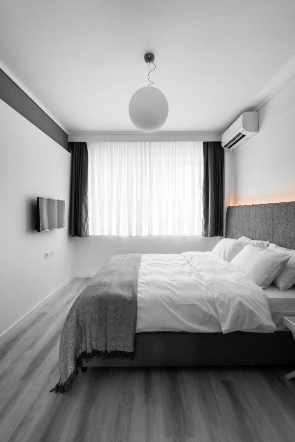 M&F Luxury Suites est. 2019 / F Suite Thessalonique Extérieur photo